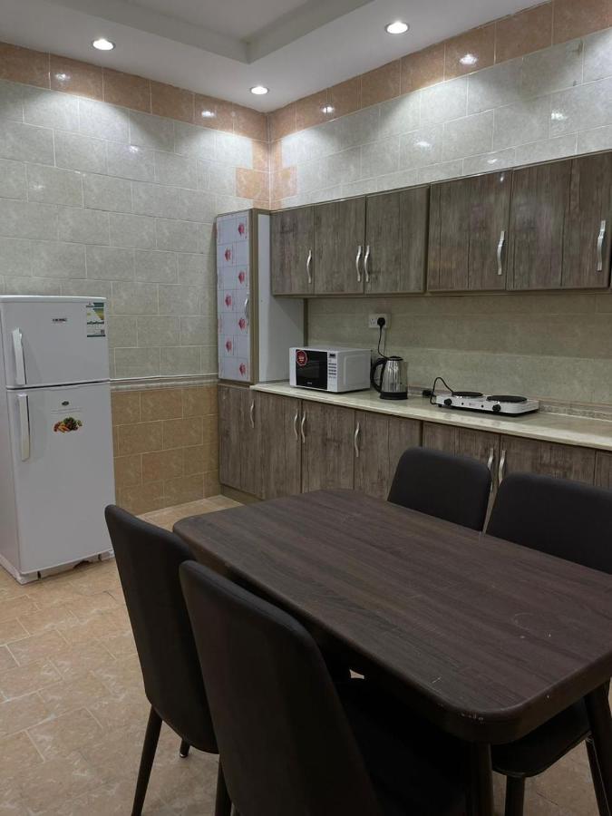 سويت روز للشقق المفروشة Sweet Rose Organizing Tours Appartement Al-Ula