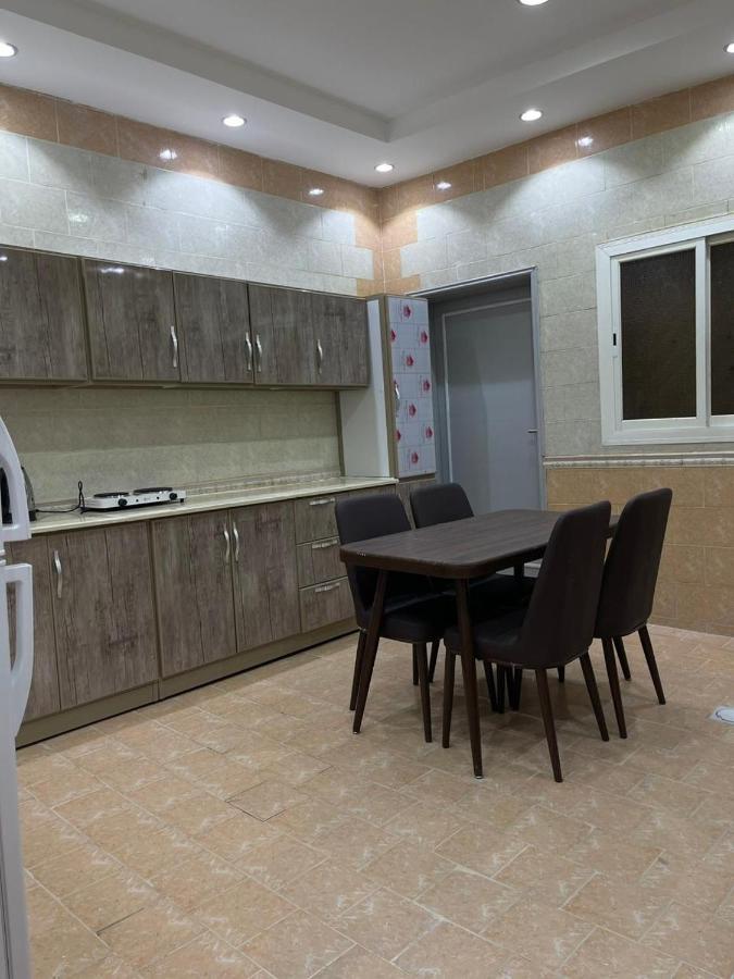 سويت روز للشقق المفروشة Sweet Rose Organizing Tours Al-Ula